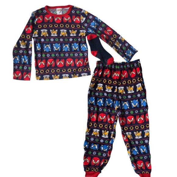 NWT - Sonic the Hedgehog Holiday Velvety 3 pc Pajama & Sock Set - Picture 3 of 3